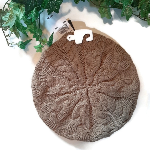 Michael Kors Accessories - MICHAEL KORS NWT knit tan beret winter hat